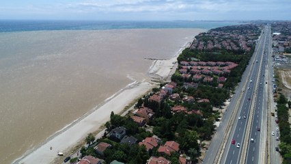 Marmara'ya Çamur Aktı! Deniz İki Renge Boyandı
