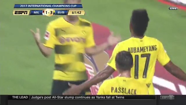 Pierre-Emerick Aubameyang Scores Fantastic Team Goal vs AC Milan (1-3)