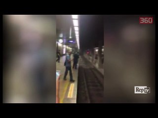 Turqia nën ujë, situatë alarmante nga moti i keq (360video)