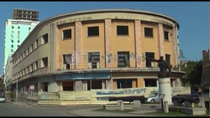 Ora News - “Vollga”, ish-regjistruesi i Hipotekës tregon takimin me Shullazin