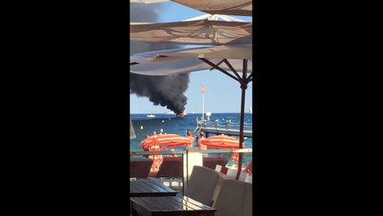 Panique à Saint-Tropez: Un yacht prend feu avec des Belges à bord