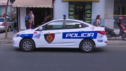 KAPET GRABITESI I ARGJENDARISE NE TIRANE QE PLAGOSI PRONARIN, I RIU NGA VLORA I DENUAR PER VJEDHJE L