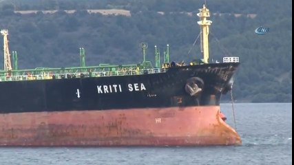 Çanakkale Boğazı'nda Gemi Karaya Oturdu