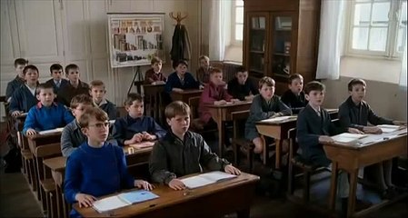 Michou d'Auber (2005) VF (342p_25fps_H264-128kbit_AAC)