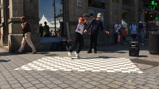 Le Mugiwara crew anime les rues