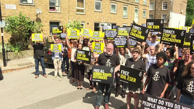 Amnesty calls for world to pressure Turkey to release activists