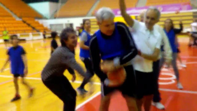 E foi com boa disposição que se realizou o Torneio de familia . Desejamos a todos um Feliz Natal e um 2017 muito sorridente! AAC Académica, Académica !