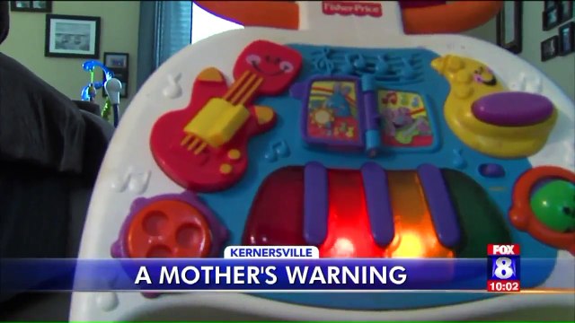 Mom Issues Warning to Parents After Toddler Opens Childproof Medicine Bottle