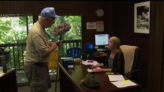 Door-to-Door Salesman Still Knocking on Doors, Despite Dying Profession