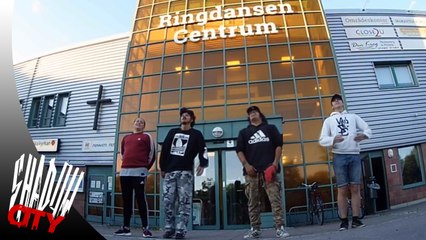 Ringdansen Centrum | Flimmer Utomhusbio | Shadow City Performance