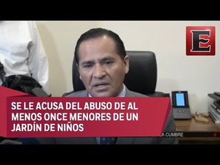 Detienen a maestra por supuestos vínculos con red de pederastia