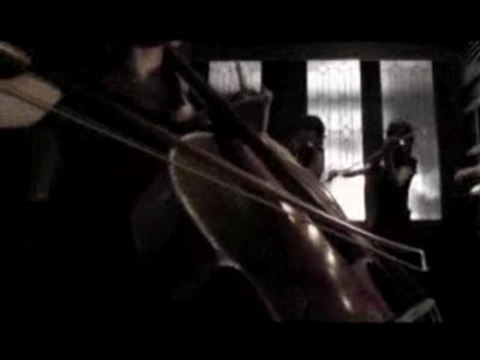 リュ・シウォン 花の首飾り