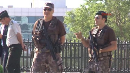 Muğla Güçlük Çıkartan Darbeci Askerler Ayrı Araçlarda Getirildi