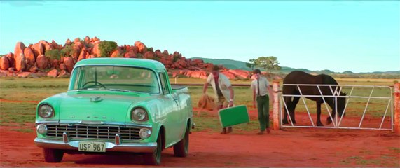 Red Dog: True Blue (2017) Fragman