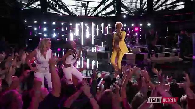 The Voice 2017 Vanessa Ferguson Top 10: Doo Wop (That Thing)