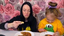 ОБЫЧНАЯ ЕДА против МАРМЕЛАДА ЧЕЛЛЕНДЖ Real Food VS Gummy Food Candy Challenge kids re