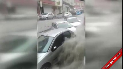 Sele kapılan 2 kişi kameralara yansıdı