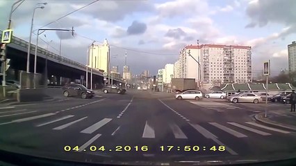 На волоске от смерти _ Lucky People Compilation Part 15-hi_O-2Es5hY