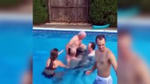 Un papi fait un incroyable saut dans une piscine !