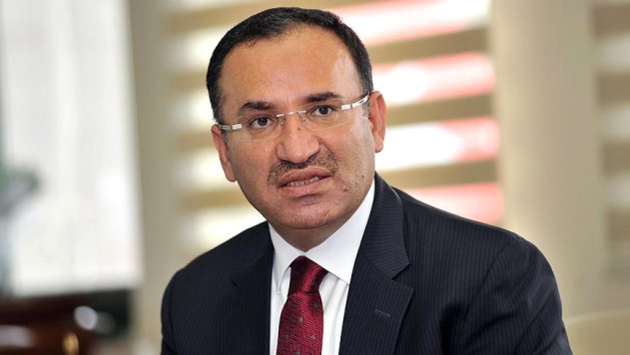 Bekir Bozdağ, Başbakan Yardımcısı Oldu! Yeni Adalet Bakanı Abdülhamit Gül