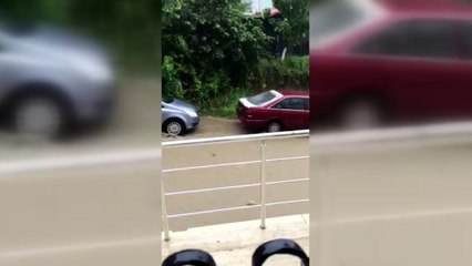 Her yağmurda aynı durumu yaşıyoruz...