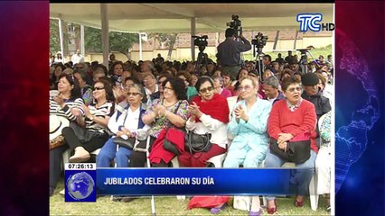 Homenajes a jubilados del IESS