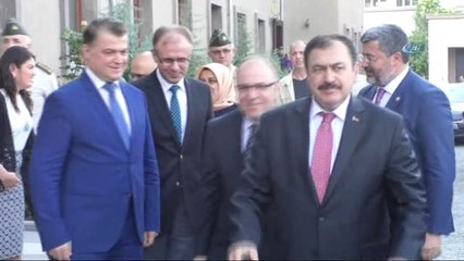 Bakan Eroğlu: "Bu Başbakan ve Cumhurbaşkanımızın Takdiridir"