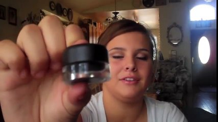 How to Apply MAC's Blacktrack Fluidline (or any gel eyeliner)