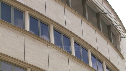 “Peshkohet” në Facebook - Top Channel Albania - News - Lajme