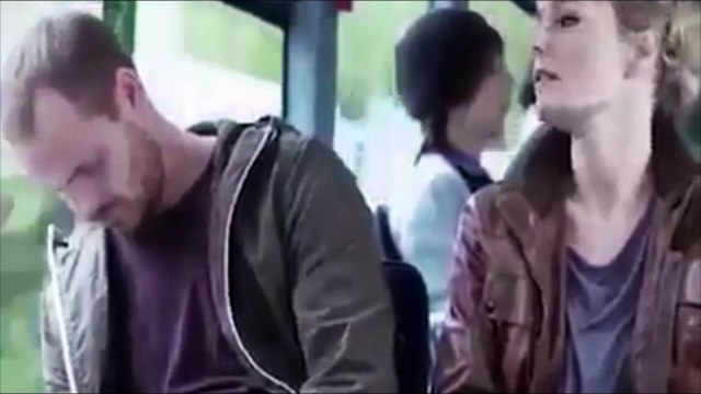 On śpi a jej się to podoba