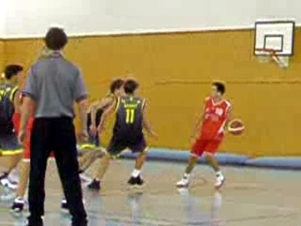 1 ROQUEBRUNE SUR ARGENS