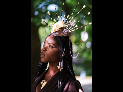 THERESA par Bruno Thiévet