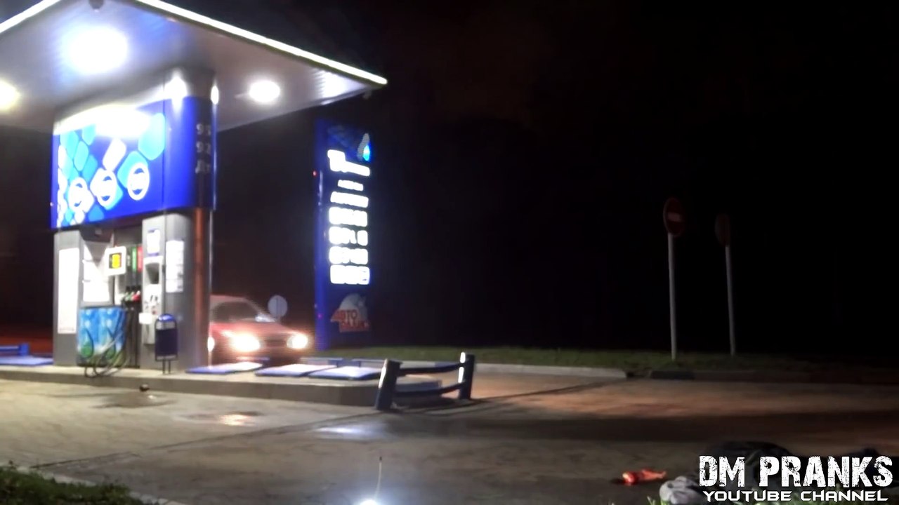 Zombie Scare Prank In Russia