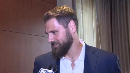 Wes Welker, Brian Scalabrine Talk Leonard Hair Transplant Associates