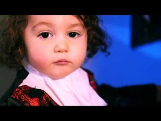Broken Matt™ wrestling: The Hardy Family Sing "Obsolete"