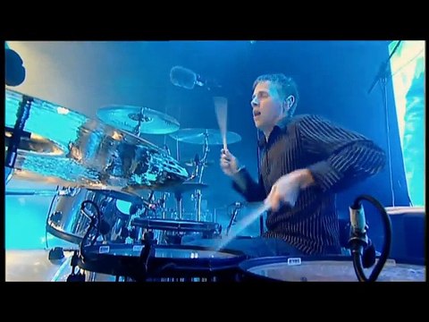 Muse - Stockholm Syndrome, T in the Park, Balado Park, Kinross, Scotland 7/10/2004