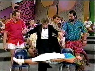Nickelodeon's What Would You Do? Being Hypnotized