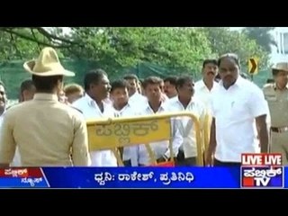 MLA Putta Ranga Shetty And His Supporters Visit CM Siddaramaiah Residence