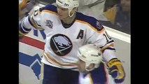 Yuri Khmylev assists on Dave Hawerchuk goal against Nordiques (1995)