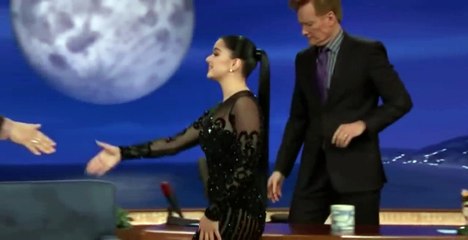 Modern Family Ariel Winter talks about people not recognizing in public and her growing up