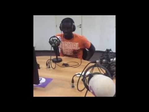 DOU SIX chez Vibe Radio avec Dj Tal (live FB)