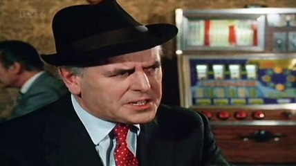Minder S04 E05 The Car Lot Baggers