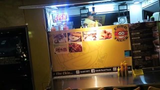 Food Truck Adventures VLOG in Malaysia (FIRE)  Kuala Lumpur Tapak Street Foodtruck