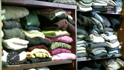 Igreja arrecada agasalhos para refugiados no sul do Brasil