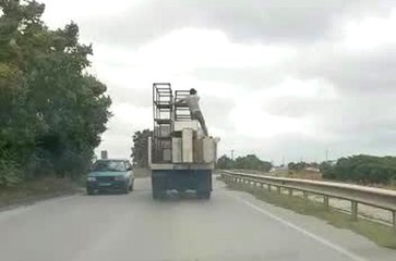 Can Güvenliğini Hiçe Sayan Taşıma Yöntemi Kamerada