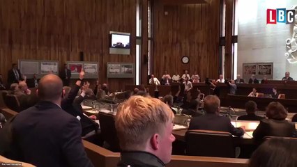 Grenfell Council Meeting: Crowd Shouts "Shame On You" And "Murderers"