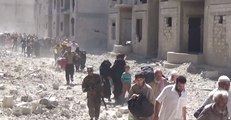 Civilians of Raqqa Flee Islamic State as US-Backed Forces Advance