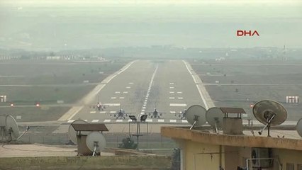 Kuzey Irak'taki Hakurk Bölgesine Hava Harekatı