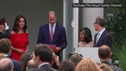 Kate Middleton ose une robe aux épaules dénudées