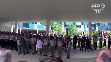 France : Haie d'honneur pour de Villiers au ministère de la Défense